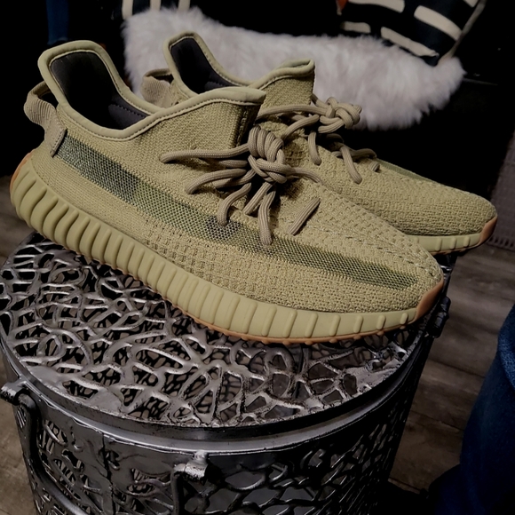 yeezy 350 sulfur